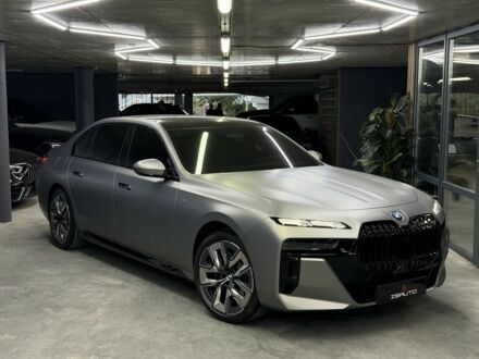 БМВ 7 Серия 2023 в Одессе на Automoto.ua Серый БМВ 7 Серия, объемом двигателя 3 л и пробегом 1 тыс. км за 133000 $, фото 1 на Automoto.ua