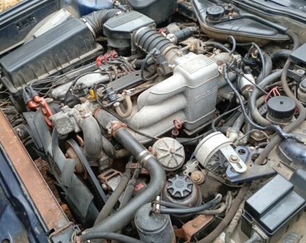 Синий БМВ 7 Серия, объемом двигателя 3.4 л и пробегом 150 тыс. км за 2750 $, фото 23 на Automoto.ua