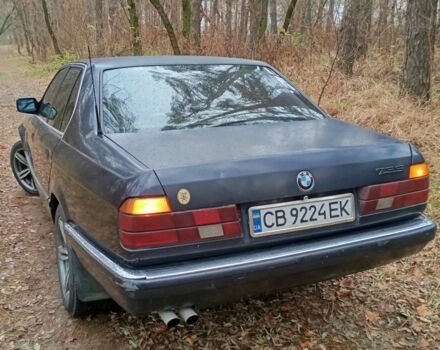 Синий БМВ 7 Серия, объемом двигателя 3.4 л и пробегом 150 тыс. км за 2750 $, фото 11 на Automoto.ua