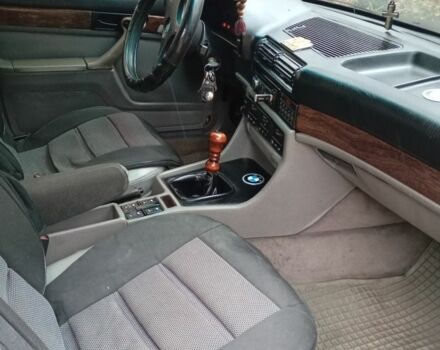 Синий БМВ 7 Серия, объемом двигателя 3.4 л и пробегом 150 тыс. км за 2750 $, фото 15 на Automoto.ua