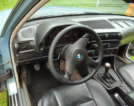 Синій БМВ 7 Серія, об'ємом двигуна 3 л та пробігом 345 тис. км за 2750 $, фото 5 на Automoto.ua