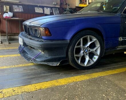 Синий БМВ 7 Серия, объемом двигателя 5.4 л и пробегом 200 тыс. км за 4000 $, фото 2 на Automoto.ua