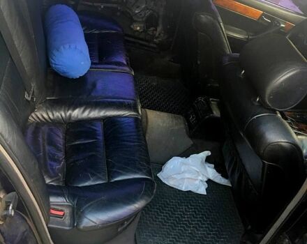 Синий БМВ 7 Серия, объемом двигателя 5.4 л и пробегом 200 тыс. км за 4000 $, фото 6 на Automoto.ua