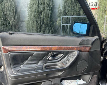 Синий БМВ 7 Серия, объемом двигателя 3 л и пробегом 400 тыс. км за 3200 $, фото 8 на Automoto.ua