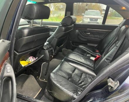 Синий БМВ 7 Серия, объемом двигателя 3 л и пробегом 500 тыс. км за 3400 $, фото 6 на Automoto.ua