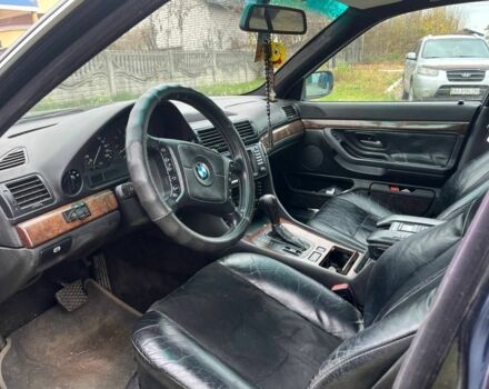 Синий БМВ 7 Серия, объемом двигателя 3 л и пробегом 500 тыс. км за 3400 $, фото 5 на Automoto.ua