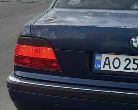 Синий БМВ 7 Серия, объемом двигателя 4.4 л и пробегом 400 тыс. км за 5500 $, фото 4 на Automoto.ua