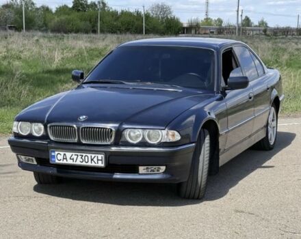 Синий БМВ 7 Серия, объемом двигателя 2.8 л и пробегом 330 тыс. км за 5500 $, фото 3 на Automoto.ua