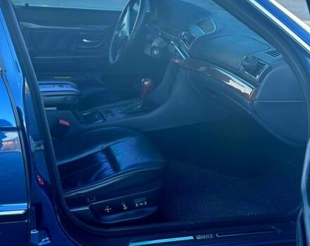 Синий БМВ 7 Серия, объемом двигателя 3.5 л и пробегом 0 тыс. км за 5499 $, фото 5 на Automoto.ua