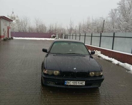 Синий БМВ 7 Серия, объемом двигателя 3.5 л и пробегом 415 тыс. км за 4950 $, фото 1 на Automoto.ua