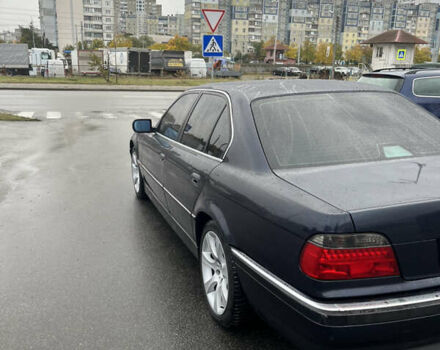 Синий БМВ 7 Серия, объемом двигателя 3.5 л и пробегом 283 тыс. км за 5000 $, фото 1 на Automoto.ua