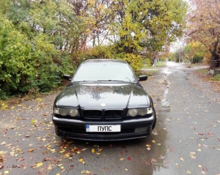 Синий БМВ 7 Серия, объемом двигателя 4 л и пробегом 287 тыс. км за 4100 $, фото 1 на Automoto.ua