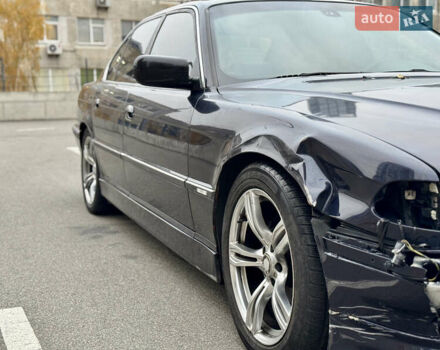 Синий БМВ 7 Серия, объемом двигателя 3 л и пробегом 353 тыс. км за 4350 $, фото 20 на Automoto.ua