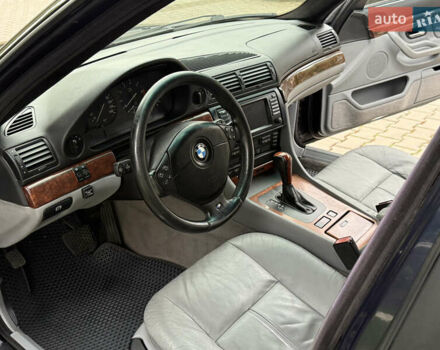 Синій БМВ 7 Серія, об'ємом двигуна 3.5 л та пробігом 340 тис. км за 5700 $, фото 65 на Automoto.ua