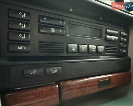 Синій БМВ 7 Серія, об'ємом двигуна 3.5 л та пробігом 340 тис. км за 5700 $, фото 81 на Automoto.ua