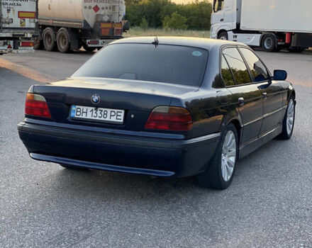 Синий БМВ 7 Серия, объемом двигателя 3 л и пробегом 346 тыс. км за 4800 $, фото 3 на Automoto.ua