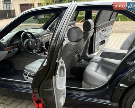 Синій БМВ 7 Серія, об'ємом двигуна 3.5 л та пробігом 340 тис. км за 5700 $, фото 64 на Automoto.ua