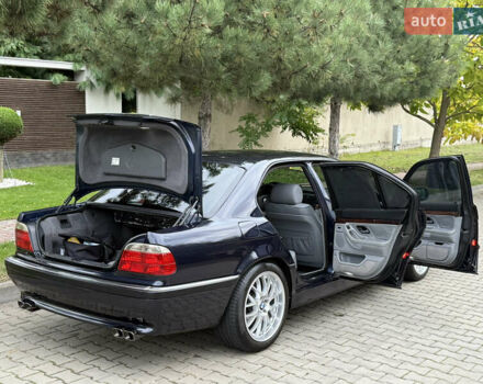 Синій БМВ 7 Серія, об'ємом двигуна 3.5 л та пробігом 340 тис. км за 5700 $, фото 58 на Automoto.ua