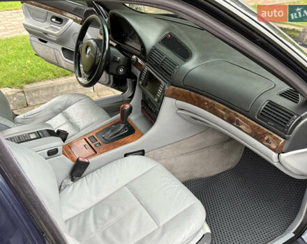 Синій БМВ 7 Серія, об'ємом двигуна 3.5 л та пробігом 340 тис. км за 5700 $, фото 70 на Automoto.ua