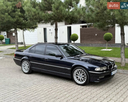 Синій БМВ 7 Серія, об'ємом двигуна 3.5 л та пробігом 340 тис. км за 5700 $, фото 46 на Automoto.ua