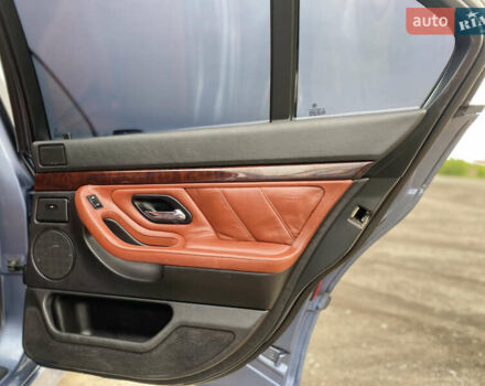 Синий БМВ 7 Серия, объемом двигателя 3 л и пробегом 546 тыс. км за 7500 $, фото 7 на Automoto.ua