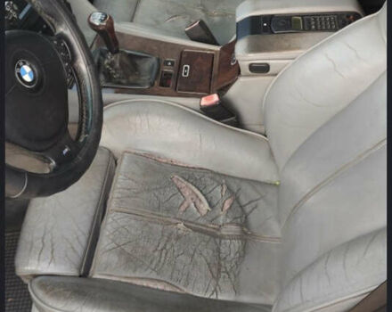 Синий БМВ 7 Серия, объемом двигателя 2.5 л и пробегом 300 тыс. км за 2500 $, фото 7 на Automoto.ua