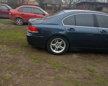 Синий БМВ 7 Серия, объемом двигателя 4.4 л и пробегом 467 тыс. км за 8000 $, фото 5 на Automoto.ua