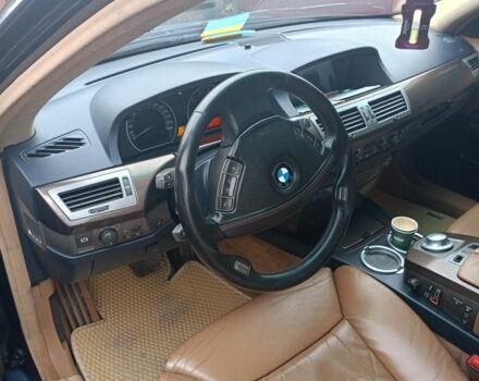 Синий БМВ 7 Серия, объемом двигателя 4.4 л и пробегом 467 тыс. км за 8000 $, фото 2 на Automoto.ua