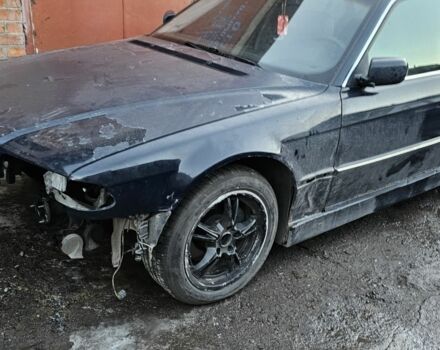 Синий БМВ 7 Серия, объемом двигателя 3.5 л и пробегом 240 тыс. км за 2000 $, фото 1 на Automoto.ua