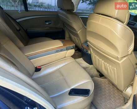 Синій БМВ 7 Серія, об'ємом двигуна 4.4 л та пробігом 200 тис. км за 6999 $, фото 8 на Automoto.ua