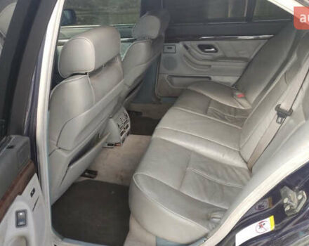 Синий БМВ 7 Серия, объемом двигателя 2.5 л и пробегом 300 тыс. км за 2500 $, фото 6 на Automoto.ua