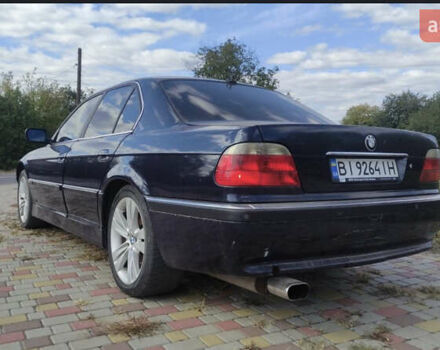 Синий БМВ 7 Серия, объемом двигателя 2.5 л и пробегом 300 тыс. км за 2500 $, фото 3 на Automoto.ua