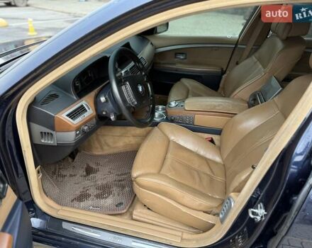 Синий БМВ 7 Серия, объемом двигателя 4.4 л и пробегом 441 тыс. км за 3999 $, фото 27 на Automoto.ua