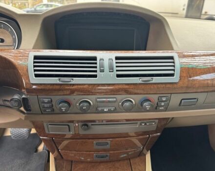 Синій БМВ 7 Серія, об'ємом двигуна 3.6 л та пробігом 250 тис. км за 4200 $, фото 12 на Automoto.ua