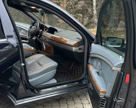 Синий БМВ 7 Серия, объемом двигателя 4.4 л и пробегом 260 тыс. км за 10500 $, фото 13 на Automoto.ua