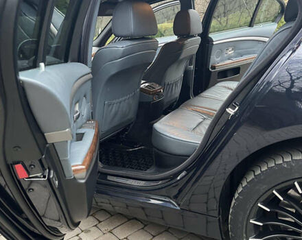 Синий БМВ 7 Серия, объемом двигателя 4.4 л и пробегом 260 тыс. км за 10500 $, фото 10 на Automoto.ua