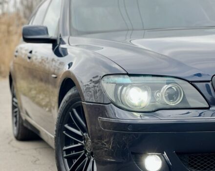 Синий БМВ 7 Серия, объемом двигателя 0 л и пробегом 200 тыс. км за 7999 $, фото 1 на Automoto.ua