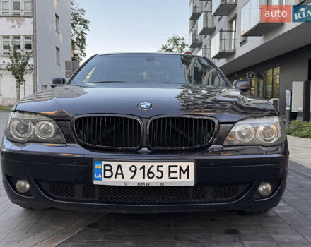 Синий БМВ 7 Серия, объемом двигателя 4.8 л и пробегом 258 тыс. км за 8900 $, фото 2 на Automoto.ua