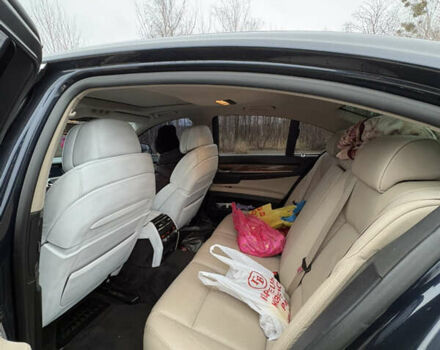 Синій БМВ 7 Серія, об'ємом двигуна 3 л та пробігом 288 тис. км за 13000 $, фото 12 на Automoto.ua