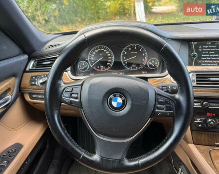 Синий БМВ 7 Серия, объемом двигателя 4.39 л и пробегом 266 тыс. км за 17700 $, фото 5 на Automoto.ua