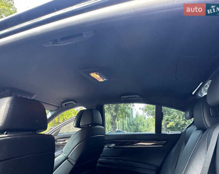 Синий БМВ 7 Серия, объемом двигателя 3 л и пробегом 197 тыс. км за 12500 $, фото 7 на Automoto.ua