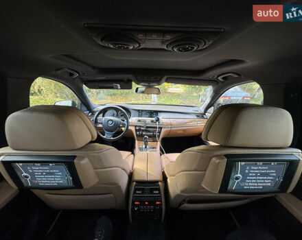 Синий БМВ 7 Серия, объемом двигателя 4.39 л и пробегом 266 тыс. км за 17700 $, фото 2 на Automoto.ua
