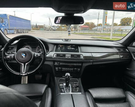 БМВ 7 Серия 2012 в Ивано-Франковске на Automoto.ua Синий БМВ 7 Серия, объемом двигателя 4.39 л и пробегом 143 тыс. км за 15250 $, фото 11 на Automoto.ua