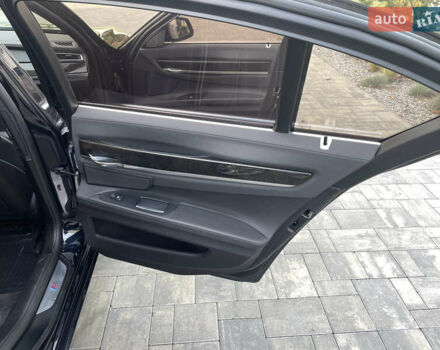 Синий БМВ 7 Серия, объемом двигателя 2.98 л и пробегом 190 тыс. км за 17800 $, фото 17 на Automoto.ua