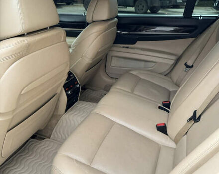 Синий БМВ 7 Серия, объемом двигателя 3 л и пробегом 299 тыс. км за 17900 $, фото 23 на Automoto.ua