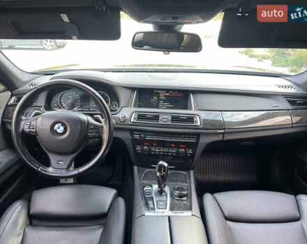 Синий БМВ 7 Серия, объемом двигателя 2.98 л и пробегом 190 тыс. км за 17800 $, фото 21 на Automoto.ua