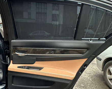 Синий БМВ 7 Серия, объемом двигателя 4.39 л и пробегом 153 тыс. км за 16800 $, фото 17 на Automoto.ua