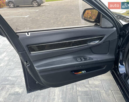 Синий БМВ 7 Серия, объемом двигателя 2.98 л и пробегом 190 тыс. км за 17800 $, фото 19 на Automoto.ua