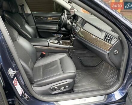 Синий БМВ 7 Серия, объемом двигателя 3 л и пробегом 227 тыс. км за 25555 $, фото 18 на Automoto.ua