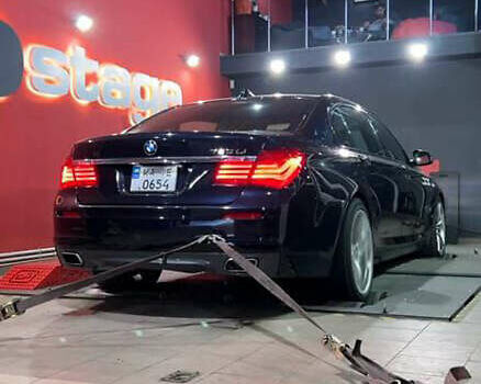 Синий БМВ 7 Серия, объемом двигателя 4.39 л и пробегом 108 тыс. км за 28800 $, фото 20 на Automoto.ua